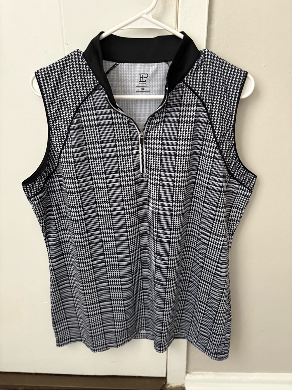 EPNY Women’s Sleeveless Black & White 1/4 Zip Mock Neck XL Golf Shirt - Preused